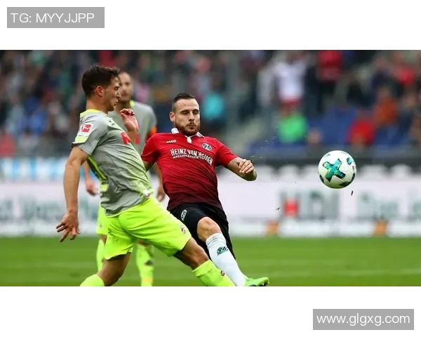 门兴3-1胜汉诺威,豪取联赛五连胜,稳坐积分榜前列 门兴3-1胜汉诺威,豪取联赛五连胜,稳坐积分榜前列