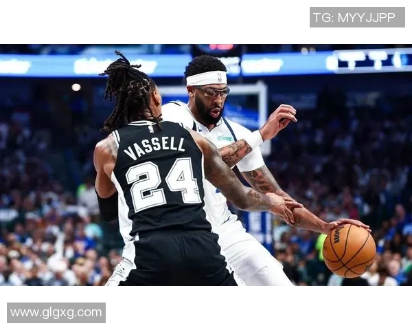 马刺全队轮换出场,中国男篮无力回敬 马刺全队轮换出场,中国男篮无力回敬